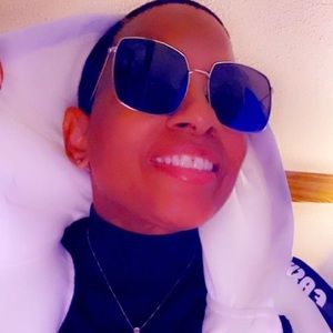 Meet your Posher, Ann